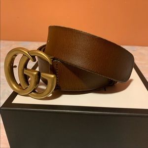 Gucci Authentic leather belt with Double G buckle